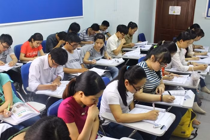 Các thí sinh cần có phương pháp ôn thi hiệu quả và chú ý đến sức khỏe (Ảnh: Vũ Ninh)