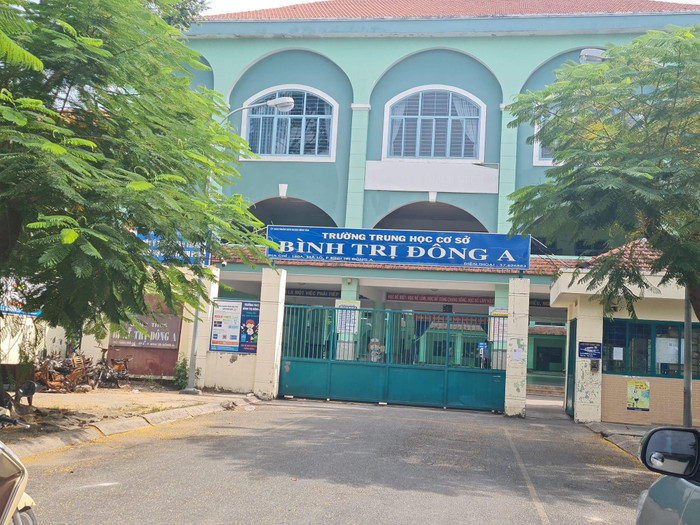 Trường trung học cơ sở Bình Trị Đông A, nơi thầy B. đang công tác (ảnh minh họa: P.L) Trường trung học cơ sở Bình Trị Đông A, nơi thầy B. đang công tác (ảnh minh họa: P.L)