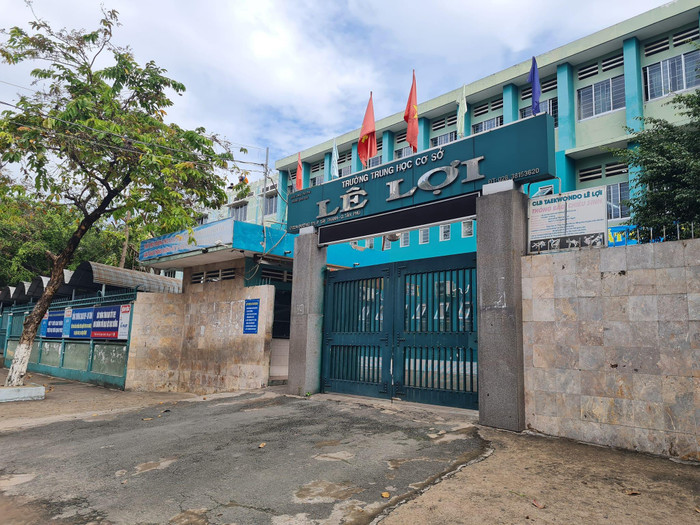 Trường trung học cơ sở Lê Lợi, quận Tân Phú, Thành phố Hồ Chí Minh (ảnh minh họa: P.L) Trường trung học cơ sở Lê Lợi, quận Tân Phú, Thành phố Hồ Chí Minh (ảnh minh họa: P.L)