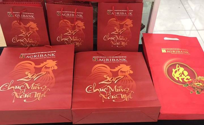 Phó Tổng giám đốc Agribank dựa vào đâu để ký hợp đồng làm phim? ảnh 4 Phó Tổng giám đốc Agribank dựa vào đâu để ký hợp đồng làm phim? ảnh 4