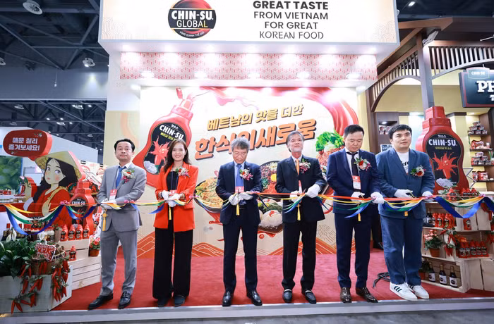 Các đại diện, đối tác của Masan Consumer tại sự kiện Foodex Japan 2023