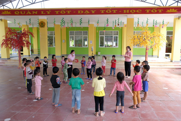 Đa phần giáo viên mầm non đều là nữ giới. (Ảnh minh hoạ: Phạm Linh) Đa phần giáo viên mầm non đều là nữ giới. (Ảnh minh hoạ: Phạm Linh)