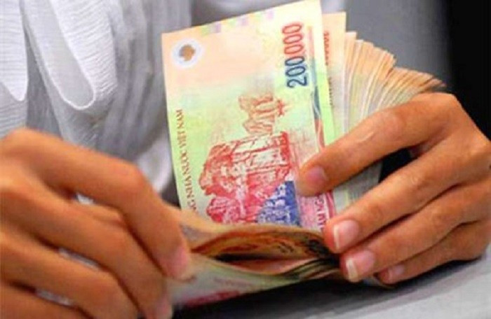 Chính phủ đề nghị hoãn tăng lương cơ sở từ ngày 1/7. (Ảnh minh hoạ: Vietnamfinance.vn) Chính phủ đề nghị hoãn tăng lương cơ sở từ ngày 1/7. (Ảnh minh hoạ: Vietnamfinance.vn)