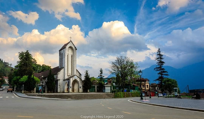 Sa Pa là địa phương tiên phong tại khu vực Tây Bắc nói riêng và miền Bắc nói chung trong việc sớm tung ra các chương trình kích cầu du lịch. Sa Pa là địa phương tiên phong tại khu vực Tây Bắc nói riêng và miền Bắc nói chung trong việc sớm tung ra các chương trình kích cầu du lịch.