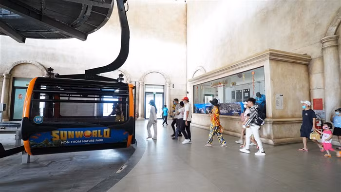 Du khách đến Sun World Hòn Thơm Nature Park