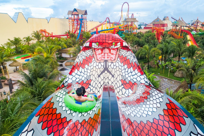 Thế giới lốc xoáy rực rỡ sắc màu Hawaii với những đường trượt nước có 1-0-2 nhất định sẽ không làm bạn thất vọng Thế giới lốc xoáy rực rỡ sắc màu Hawaii với những đường trượt nước có 1-0-2 nhất định sẽ không làm bạn thất vọng