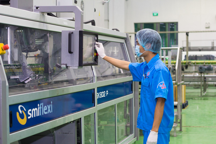 Tân Hiệp Phát chú trọng đặt sức khỏe nhân viên lên trước kết quả kinh doanh Tân Hiệp Phát chú trọng đặt sức khỏe nhân viên lên trước kết quả kinh doanh