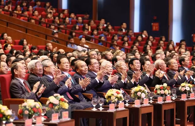 Lãnh đạo Đảng, Nhà nước dự lễ kỷ niệm. (Ảnh: Phương Hoa/TTXVN)