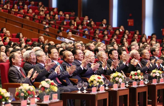Lãnh đạo Đảng, Nhà nước dự lễ kỷ niệm. (Ảnh: Phương Hoa/TTXVN) Lãnh đạo Đảng, Nhà nước dự lễ kỷ niệm. (Ảnh: Phương Hoa/TTXVN)