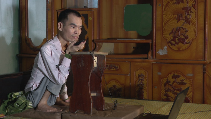 Chàng trai khuyết tật viết nên kỳ tích về nghị lực sống ảnh 1