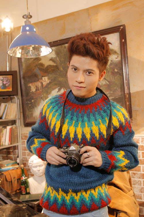 Nhân vật nữ trong MV, hotgirl Emily xuất hiện và diễn xuất rất ngọt tạo cảm hứng cho đoàn quay phim.