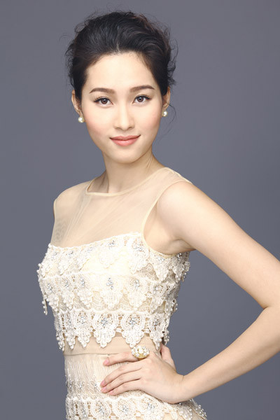 Từng gặp phải sự cố về học vấn, thời gian này, Thu Thảo tập trung để hoàn thành việc học ở Đại học Tây Đô. Cô cũng bổ sung thêm kiến thức về ngoại ngữ để có thể cải thiện khả năng giao tiếp tiếng Anh. Từng gặp phải sự cố về học vấn, thời gian này, Thu Thảo tập trung để hoàn thành việc học ở Đại học Tây Đô. Cô cũng bổ sung thêm kiến thức về ngoại ngữ để có thể cải thiện khả năng giao tiếp tiếng Anh.