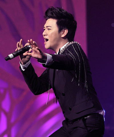 Sở dĩ nhiều gia đình không muốn con cái theo nghệ thuật vì đồng tiền quá cám dỗ.