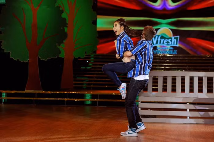 Chỉ đạt 32 điểm cho phần trình diễn của mình, Vân Trang là thí sinh tiếp theo phải nói lời chia tay Bước nhảy hoàn vũ.