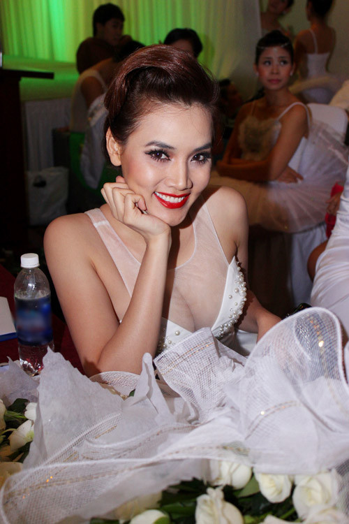 Tham dự bất kỳ sự kiện nào, Trang Nhung cũng có thể trở thành tâm điểm vì vòng 1 'bánh dầy' đẹp hiếm có của Vbiz Tham dự bất kỳ sự kiện nào, Trang Nhung cũng có thể trở thành tâm điểm vì vòng 1 'bánh dầy' đẹp hiếm có của Vbiz