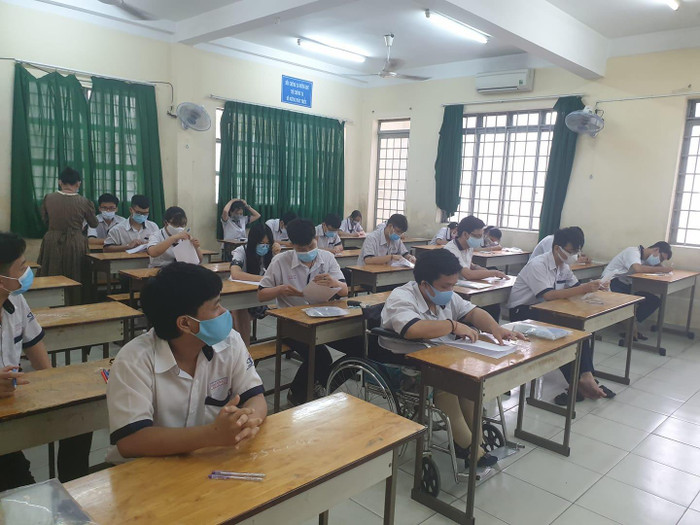 Học sinh Thành phố Hồ Chí Minh tham dự một kỳ thi tuyển sinh vào lớp 10 (ảnh minh họa: P.L) Học sinh Thành phố Hồ Chí Minh tham dự một kỳ thi tuyển sinh vào lớp 10 (ảnh minh họa: P.L)