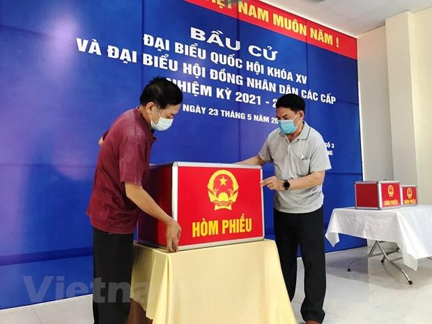 Nhiều người dân tin tưởng rằng, những lá phiếu của cử tri sẽ bầu được đại biểu xứng đáng, thực hiện đúng quyền và trách nhiệm với cử tri. (Ảnh: Xuân Quảng/Vietnam+) Nhiều người dân tin tưởng rằng, những lá phiếu của cử tri sẽ bầu được đại biểu xứng đáng, thực hiện đúng quyền và trách nhiệm với cử tri. (Ảnh: Xuân Quảng/Vietnam+)
