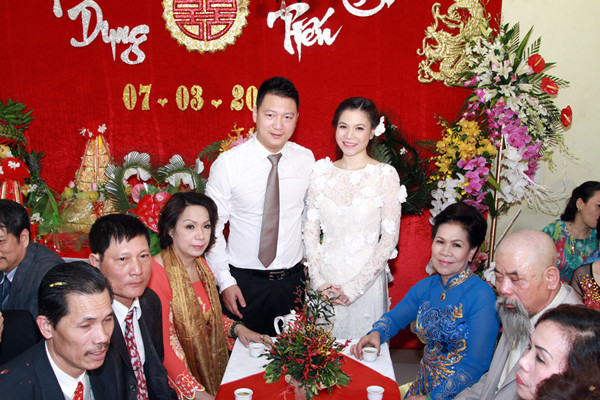 Trước thềm đám cưới, Mỹ Dung tiết lộ: "Đám cưới là sự kiện trọng đại của đời người, tôi coi đấy như một dấu mốc quan trọng, mở ra một chương mới trong cuộc sống".