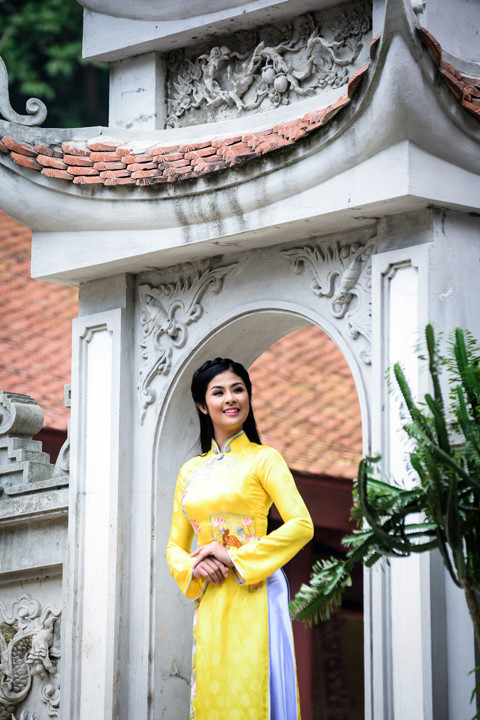 Tây Thiên, Tam đảo miền đất cổ xưa với núi rừng suối thác hùng vĩ nằm trên dãy núi Tam Đảo Vĩnh phúc, ngay gần phía bắc Kinh Thành Thăng Long. Nằm chính tại trung sơn điểm giữa các huyết mạch quốc gia đó là Đền hùng của nhà nước Văn Lang, là Hoa lư cố đô nhà nước âu lạc, là núi tản Ba vì, là Bái đính, chùa hương, Yên tử, các miền phật giáo thâm uy.