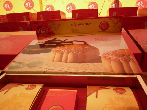 Đây cũng là loại bánh được nhiều người chọn mua để biếu, tặng. Đây cũng là loại bánh được nhiều người chọn mua để biếu, tặng.