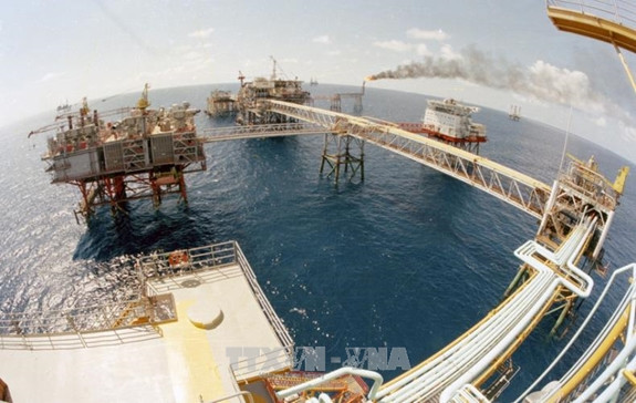 Liên doanh Vietsovpetro thành lập năm 1981 - biểu tượng của sự hợp tác Việt - Nga. Ảnh minh họa: Tư liệu TTXVN.