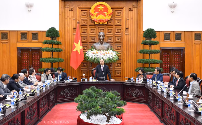 Thủ tướng Nguyễn Xuân Phúc phát biểu tại cuộc gặp mặt đoàn đại biểu Hội Quy hoạch phát triển đô thị Việt Nam. Ảnh: VGP Thủ tướng Nguyễn Xuân Phúc phát biểu tại cuộc gặp mặt đoàn đại biểu Hội Quy hoạch phát triển đô thị Việt Nam. Ảnh: VGP