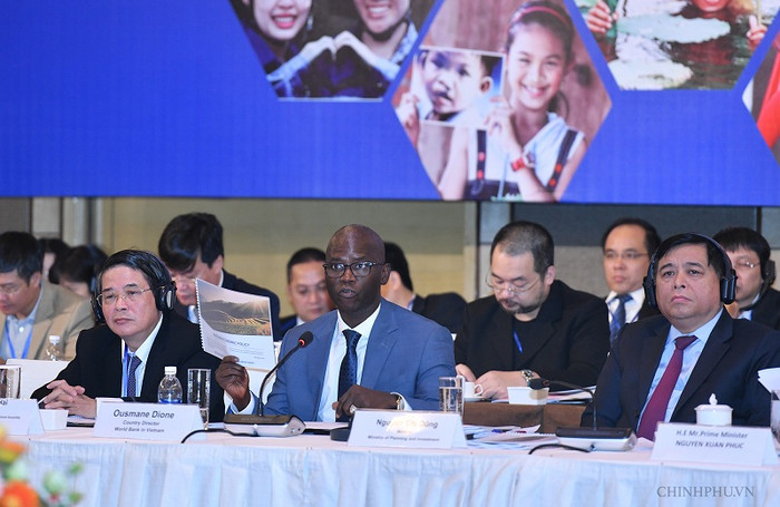 Giám đốc Ngân hàng Thế giới tại Việt Nam phát biểu. Ảnh: VGP Giám đốc Ngân hàng Thế giới tại Việt Nam phát biểu. Ảnh: VGP