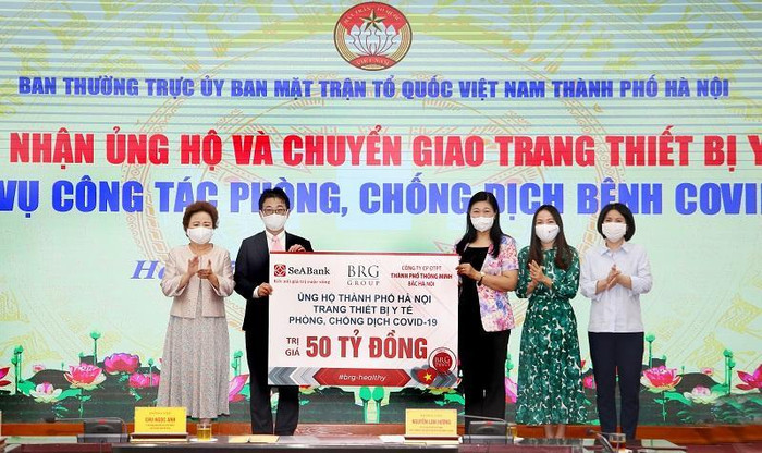 Tập đoàn BRG, Ngân hàng SeABank và Công ty Thành phố Thông minh Bắc Hà Nội ủng hộ Thành phố Hà Nội trang thiết bị y tế trị giá 50 tỷ đồng Tập đoàn BRG, Ngân hàng SeABank và Công ty Thành phố Thông minh Bắc Hà Nội ủng hộ Thành phố Hà Nội trang thiết bị y tế trị giá 50 tỷ đồng