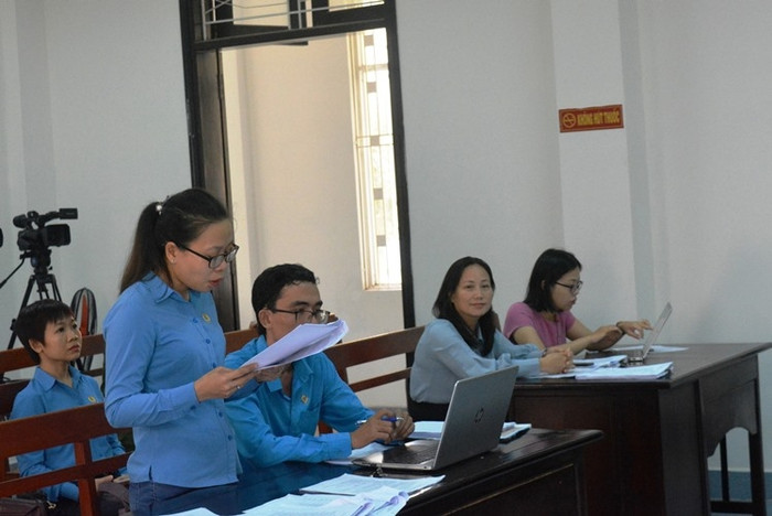 Liên đoàn Lao động Thành phố Đà Nẵng nhận ủy quyền của 196 công nhân khởi kiện doanh nghiệp nợ bảo hiểm xã hội. Ảnh: N.Y Liên đoàn Lao động Thành phố Đà Nẵng nhận ủy quyền của 196 công nhân khởi kiện doanh nghiệp nợ bảo hiểm xã hội. Ảnh: N.Y