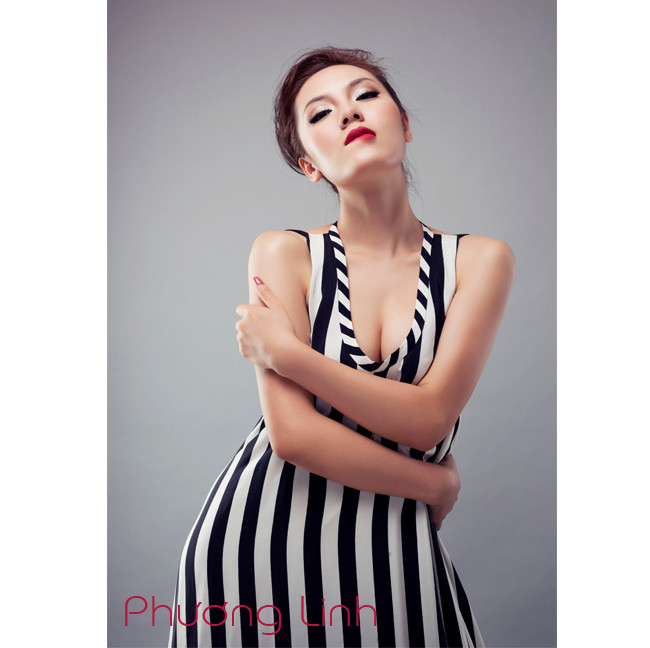 "Tôi đã nghỉ ngơi một thời gian dài. Cái chính là vì muốn nhìn lại quãng đường mình đã đi, muốn tĩnh tâm và lấy năng lượng để chạy tiếp một hành trình dài hơi hơn. Thật may mắn, khi trở lại tôi vẫn nhận được sự quan tâm và ủng hộ của khán giả. Còn điều mới lạ ư? Tôi nghĩ mình vẫn là Phương Linh thôi", Phương Linh nói đến sự trở lại Vpop của mình. "Tôi đã nghỉ ngơi một thời gian dài. Cái chính là vì muốn nhìn lại quãng đường mình đã đi, muốn tĩnh tâm và lấy năng lượng để chạy tiếp một hành trình dài hơi hơn. Thật may mắn, khi trở lại tôi vẫn nhận được sự quan tâm và ủng hộ của khán giả. Còn điều mới lạ ư? Tôi nghĩ mình vẫn là Phương Linh thôi", Phương Linh nói đến sự trở lại Vpop của mình.