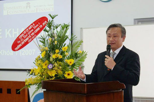 Giáo sư Huỳnh Bá Lân - cha của người đẹp Huỳnh Bích Phương Giáo sư Huỳnh Bá Lân - cha của người đẹp Huỳnh Bích Phương