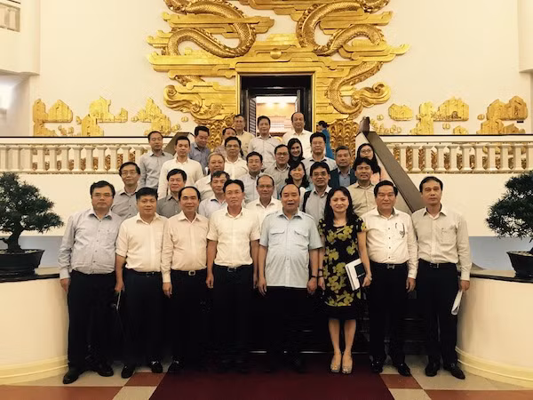 Thủ tướng Chính phủ Nguyễn Xuân Phúc và lãnh đạo Tập đoàn Dầu khí Việt Nam