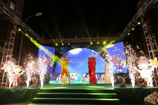 Sự kiện trung thu”Vườn trăng cổ tích” tại Imperia Garden. Sự kiện trung thu”Vườn trăng cổ tích” tại Imperia Garden.