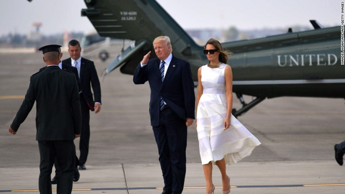 Tổng thống Mỹ Donald Trump và đệ nhất phu nhân (Ảnh: CNN) Tổng thống Mỹ Donald Trump và đệ nhất phu nhân (Ảnh: CNN)