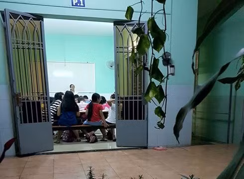Hình ảnh một lớp học thêm tại Thành phố Hồ Chí Minh. (Ảnh: P.L) Hình ảnh một lớp học thêm tại Thành phố Hồ Chí Minh. (Ảnh: P.L)