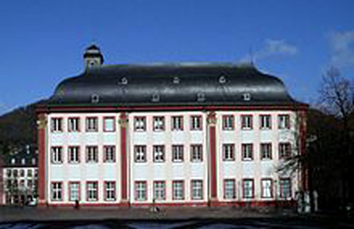 Uni Heidelberg – Tòa nhà chính, cổ kính nhất cuả trường Uni Heidelberg – Tòa nhà chính, cổ kính nhất cuả trường