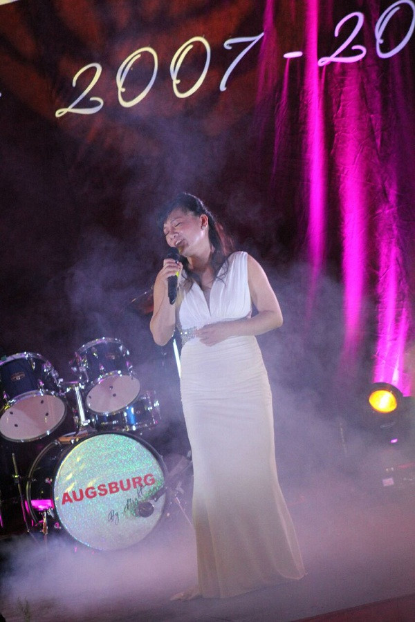 Giọng ca Hương Lý với “Xin hãy rời xa” của Vũ Tuấn Đức