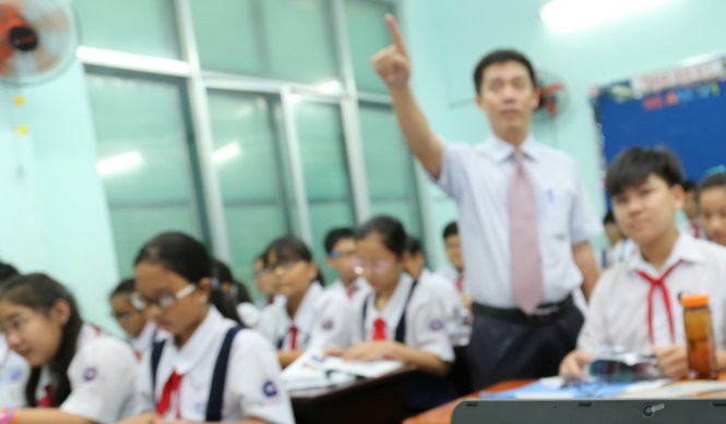 Có hiện tượng giáo viên đua nhau từ lúc cất nhắc các chức vụ nhỏ nhất trong trường cho đến khi được quy hoạch bổ nhiệm bằng được mới thôi. (Ảnh minh họa: Tuoitre.vn)