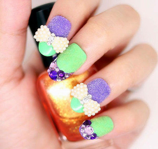 Nơ xinh cho nail nhung thêm đáng yêu.