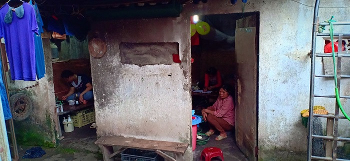 Ấm lòng, lớp học miễn phí giữa mùa Đông bản Tày ảnh 1 Ấm lòng, lớp học miễn phí giữa mùa Đông bản Tày ảnh 1