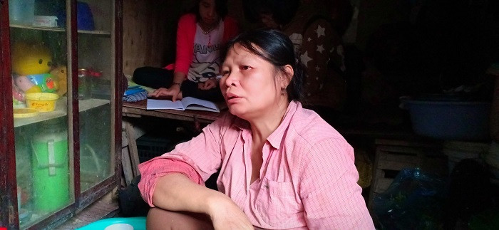 Cô Nguyễn Thị Động xót xa tâm sự về gia cảnh (Ảnh: Vũ Ninh) Cô Nguyễn Thị Động xót xa tâm sự về gia cảnh (Ảnh: Vũ Ninh)