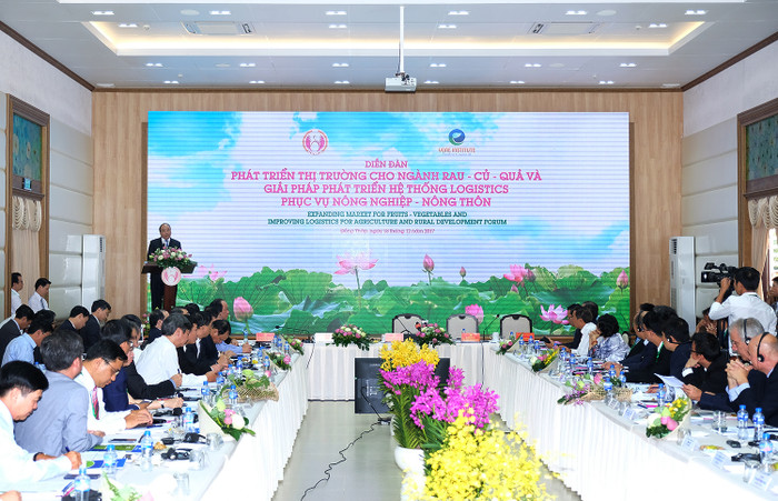 Về nguồn lực, tín dụng, nhà nước luôn hỗ trợ cho các tổ chức, cá nhân đầu tư vào rau củ quả, Thủ tướng nói và khẳng định, Chính phủ luôn quan tâm đẩy mạnh lĩnh vực này. Ảnh:VGP Về nguồn lực, tín dụng, nhà nước luôn hỗ trợ cho các tổ chức, cá nhân đầu tư vào rau củ quả, Thủ tướng nói và khẳng định, Chính phủ luôn quan tâm đẩy mạnh lĩnh vực này. Ảnh:VGP