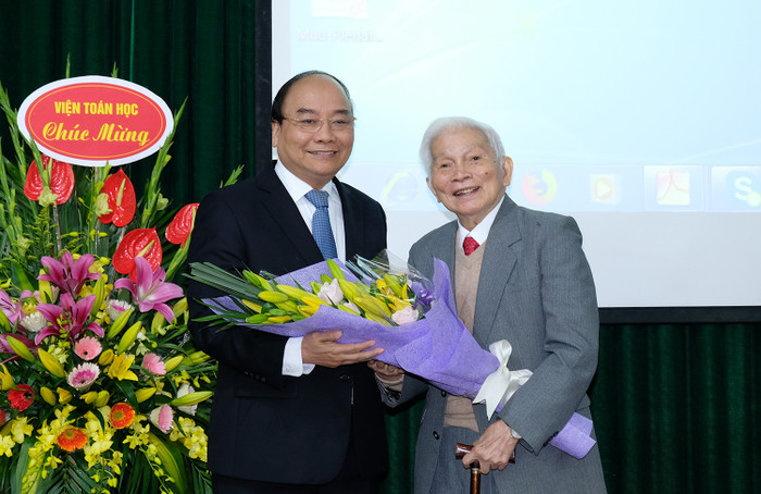 Thủ tướng nêu 3 đột phá, 4 trụ cột, 5 lưu ý với Bộ Khoa học và Công nghệ ảnh 4 Thủ tướng nêu 3 đột phá, 4 trụ cột, 5 lưu ý với Bộ Khoa học và Công nghệ ảnh 4