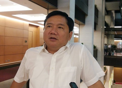 Khởi tố, bắt tạm giam ông Đinh La Thăng. ảnh: giaoduc.net.vn Khởi tố, bắt tạm giam ông Đinh La Thăng. ảnh: giaoduc.net.vn