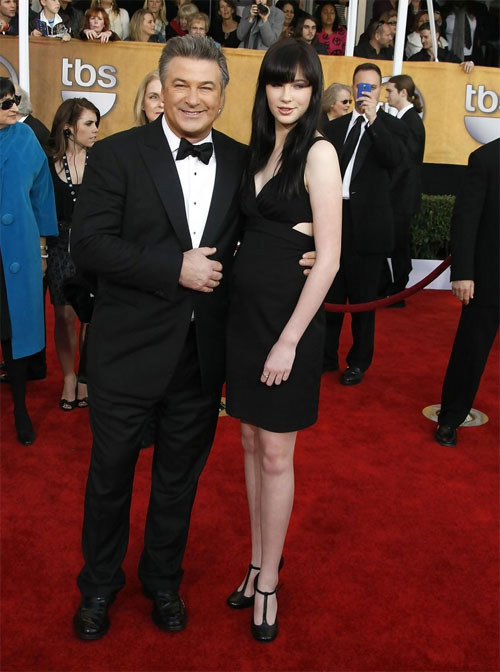 Nam tài tử Alec Baldwin và cô con gái của vợ cũ