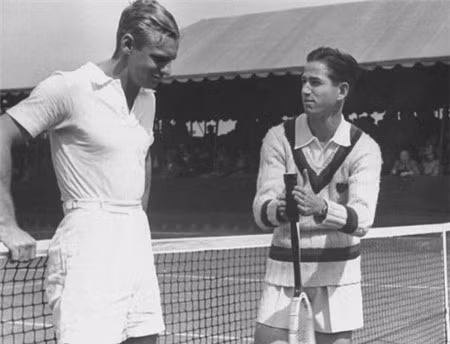 Đến đầu thế kỷ 20, quần shorts được sử dụng chủ yếu trong các hoạt động thể thao.