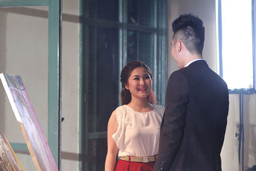 Phạm Việt Anh sinh năm 1992. Trước đây, Việt Anh đã từng tham gia trong một công ty đào tạo người mẫu và đi diễn trong một số chương trình biểu diễn thời trang lớn. Chiều cao 1m88 là một thuận lợi cho Việt Anh tại sàn catwalk nhưng chàng trai 21 tuổi cho biết đã tạm dừng hợp đồng với công ty người mẫu từ tháng 04/2012 để toàn tâm toàn ý thực hiện ước mơ làm phi công của mình. Phạm Việt Anh sinh năm 1992. Trước đây, Việt Anh đã từng tham gia trong một công ty đào tạo người mẫu và đi diễn trong một số chương trình biểu diễn thời trang lớn. Chiều cao 1m88 là một thuận lợi cho Việt Anh tại sàn catwalk nhưng chàng trai 21 tuổi cho biết đã tạm dừng hợp đồng với công ty người mẫu từ tháng 04/2012 để toàn tâm toàn ý thực hiện ước mơ làm phi công của mình.