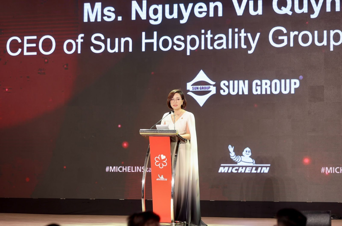 Bà Nguyễn Vũ Quỳnh Anh đại diện Tập đoàn Sun Group Bà Nguyễn Vũ Quỳnh Anh đại diện Tập đoàn Sun Group