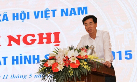 Ông Đào Việt Ánh yêu cầu toàn thể cán bộ công chức viên chức, người lao động của bảo hiểm xã hội Việt Nam cần nâng cao ý thức chủ động nghiên cứu, quán triệt Bộ luật Hình sự năm 2015. Ông Đào Việt Ánh yêu cầu toàn thể cán bộ công chức viên chức, người lao động của bảo hiểm xã hội Việt Nam cần nâng cao ý thức chủ động nghiên cứu, quán triệt Bộ luật Hình sự năm 2015.