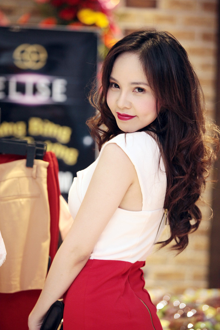 Người mẫu Ngọc Bích.